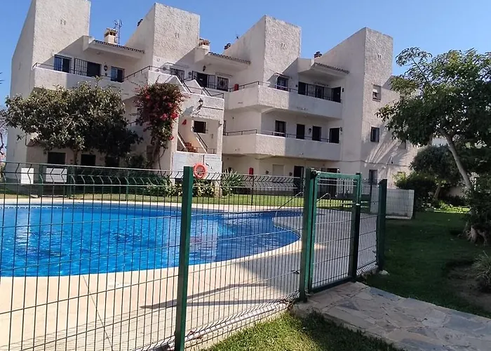 La Cala Playa Ла-Кала-де-Михас